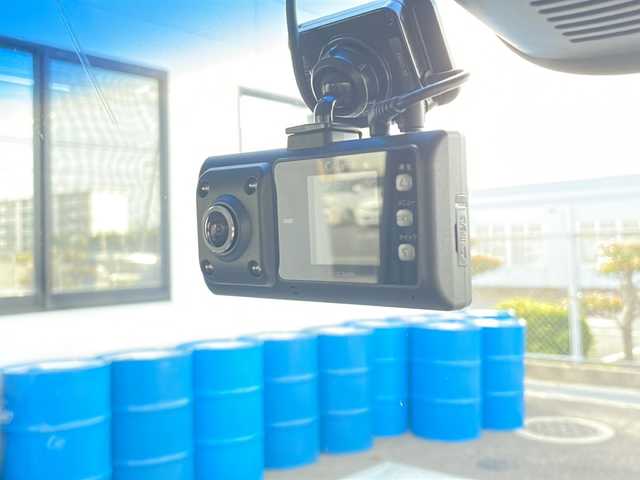 ホンダ Ｎ ＢＯＸ カスタム G ターボSSパッケージ 山口県 2014(平26)年 7.4万km スマートブラック SDナビ　【AVIC-RZ09】/フルセグTV/Bluetooth接続/ETC/クルーズコントロール/追従走行有り/スマートキー/プッシュスタート/バックカメラ/カーテンエアバック/LEDヘッドライト/チップアップシート/両側パワースライドドア/ドライブレコーダー