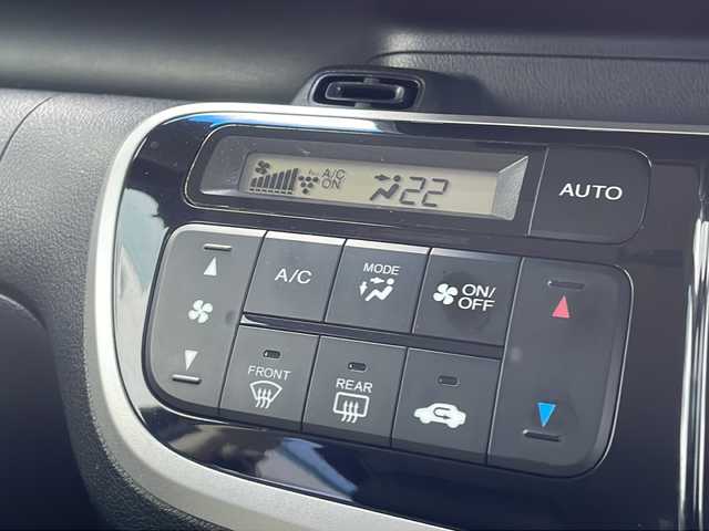 ホンダ Ｎ ＢＯＸ カスタム G ターボSSパッケージ 山口県 2014(平26)年 7.4万km スマートブラック SDナビ　【AVIC-RZ09】/フルセグTV/Bluetooth接続/ETC/クルーズコントロール/追従走行有り/スマートキー/プッシュスタート/バックカメラ/カーテンエアバック/LEDヘッドライト/チップアップシート/両側パワースライドドア/ドライブレコーダー