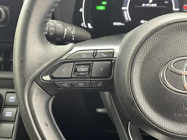 トヨタ シエンタ ハイブリッド Z 熊本県 2022(令4)年 1.4万km アーバンカーキ 禁煙車　/純正１０．５インチナビ（フルセグ・ＢＴ・ＵＳＢ）/全周囲カメラ　/社外前後クリアランスソナー　/ビルトインＥＴＣ　/両側パワースライドドア　/前後クリアランスソナー　　/トヨタセーフティーセンス/・プリクラッシュセーフティ/・ロードサインアシスト/・レーンディパーチャーアラート/・ブラインドスポットモニター/・リアクロストラフィックアラート/・レーダークルーズコントロール/横滑り防止/デジタルインナーミラー/天井サーキュレーター/ナノイーX/アクセサリーコンセント1500W/純正フロアマット/純正１５インチAW/オートライト/オートマチックハイビーム/LEDヘッドライト/スマートキー/プッシュスタート/保証書/取扱説明書