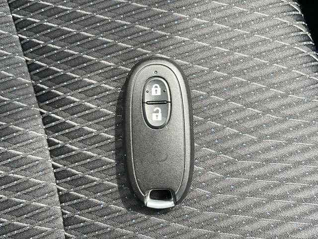 スズキ ワゴンＲ スティングレー X 岩手県 2013(平25)年 9.5万km 黒 純正ナビ　/フルセグＴＶ　/ＡＭ／ＦＭ／Ｂｌｕｅｔｏｏｔｈ／ＣＤ／ＤＶＤ/ＥＴＣ　/アイドリングストップ　/キセノンヘッドライト　/プッシュスタート　/スマートキー　/フォグランプ　/純正フロアマット　/純正ドアバイザー　/純正アルミホイール
