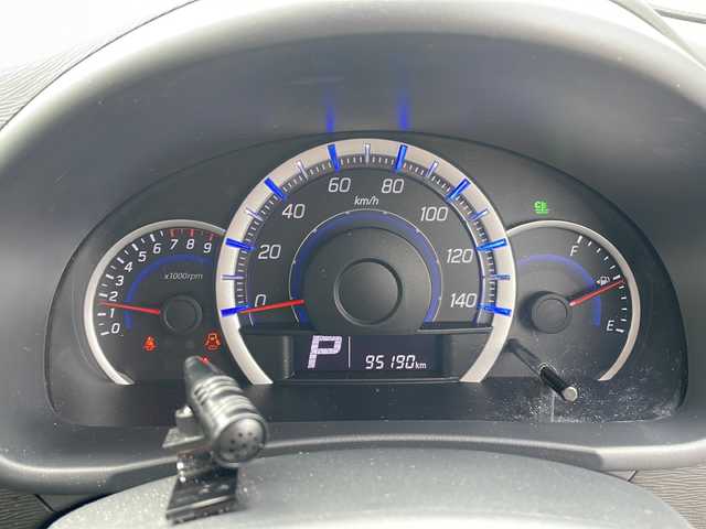 スズキ ワゴンＲ スティングレー X 岩手県 2013(平25)年 9.5万km 黒 純正ナビ　/フルセグＴＶ　/ＡＭ／ＦＭ／Ｂｌｕｅｔｏｏｔｈ／ＣＤ／ＤＶＤ/ＥＴＣ　/アイドリングストップ　/キセノンヘッドライト　/プッシュスタート　/スマートキー　/フォグランプ　/純正フロアマット　/純正ドアバイザー　/純正アルミホイール