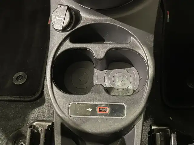 フィアット ５００ スーパーポップチェントヴェンティ 静岡県 2019(令1)年 3.6万km LATTE MENTA ワンオーナー/限定２４０台/アイドリングストップ/ETC/appleカープレイ/AUX/ドライブレコーダー前後/Bluetooth接続/スペアキー/USB接続