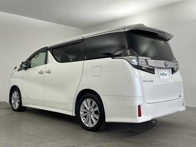 トヨタ ヴェルファイア Z Aエディション 兵庫県 2015(平27)年 4.8万km ホワイトパールクリスタルシャイン ・純正9インチナビ/CD/DVD/TV/BT/SD/・バックカメラ/・ビルトインETC/・純正リアフリップダウンモニター/・クルーズコントロール/・ドライブレコーダー/・両側パワースライドドア/・純正18インチアルミホイール/・LEDヘッドライト/・オートライト/・革巻きステアリング/・ステアリングスイッチ/・スマートキー/・プッシュスタート/・純正フロアマット/・ドアバイザー/・カーテンエアバック/・クリアランスソナー/・nanoeエアコン