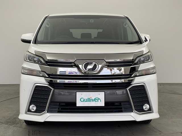 トヨタ ヴェルファイア Z Aエディション 兵庫県 2015(平27)年 4.8万km ホワイトパールクリスタルシャイン ・純正9インチナビ/CD/DVD/TV/BT/SD/・バックカメラ/・ビルトインETC/・純正リアフリップダウンモニター/・クルーズコントロール/・ドライブレコーダー/・両側パワースライドドア/・純正18インチアルミホイール/・LEDヘッドライト/・オートライト/・革巻きステアリング/・ステアリングスイッチ/・スマートキー/・プッシュスタート/・純正フロアマット/・ドアバイザー/・カーテンエアバック/・クリアランスソナー/・nanoeエアコン