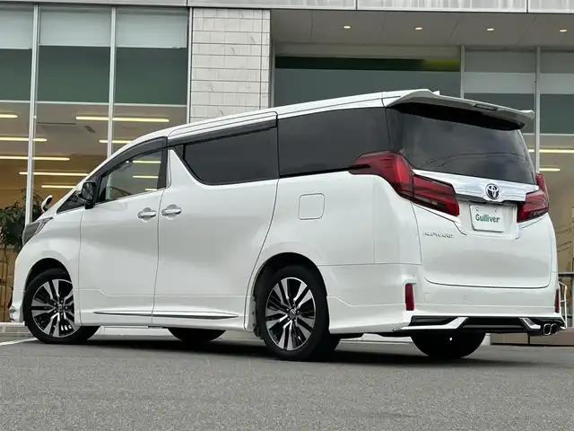 トヨタ アルファード S Cパッケージ 兵庫県 2022(令4)年 4.3万km ホワイトパールクリスタルシャイン 純正メモリナビ/フルセグTV/デジタルインナーミラー/パワーバックドア/ドライブレコーダー/クリアランスソナー/フリップダウン/PKSB/RSA/ステアリングヒーター/先行車発進告知/メモリ付きパワーシート/電子パーキング/オートホールド/シートヒーター・エアシート/ビルトインETC2.0/モデリスタエアロ