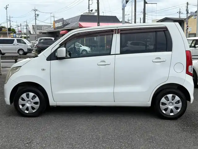 マツダ ＡＺ ワゴン XG 埼玉県 2011(平23)年 8.9万km スペリアホワイト ・ポータブルナビ/・ETC/・キーレスキー/・ヘットライトレベライザー