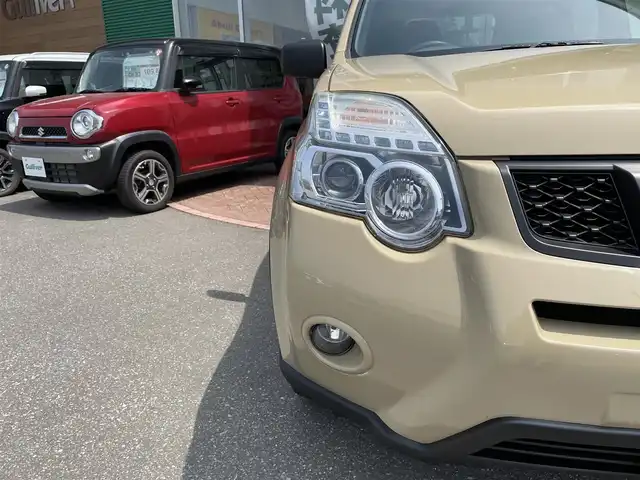 日産 エクストレイル 20GT 道央・札幌 2014(平26)年 10.8万km ベージュ 登録時走行距離　/　4　W　D　/純正ディーラーSDナビ/(AM/FM/CD/USB/SD)/クルーズコントロール/ドアバイザー/ビルトインETC/ドライブレコーダー/カプロンシート/シートヒーター（全席）/純正フロアマット/ステアリングスイッチ/オートライト/防眩ミラー/電動格納ミラー/ダウンヒルアシスト/横滑り防止装置
