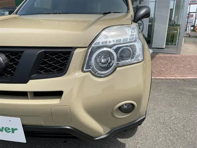 日産 エクストレイル 20GT 道央・札幌 2014(平26)年 10.8万km ベージュ 登録時走行距離　/　4　W　D　/純正ディーラーSDナビ/(AM/FM/CD/USB/SD)/クルーズコントロール/ドアバイザー/ビルトインETC/ドライブレコーダー/カプロンシート/シートヒーター（全席）/純正フロアマット/ステアリングスイッチ/オートライト/防眩ミラー/電動格納ミラー/ダウンヒルアシスト/横滑り防止装置