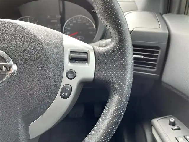 日産 エクストレイル 20GT 道央・札幌 2014(平26)年 10.8万km ベージュ 登録時走行距離　/　4　W　D　/純正ディーラーSDナビ/(AM/FM/CD/USB/SD)/クルーズコントロール/ドアバイザー/ビルトインETC/ドライブレコーダー/カプロンシート/シートヒーター（全席）/純正フロアマット/ステアリングスイッチ/オートライト/防眩ミラー/電動格納ミラー/ダウンヒルアシスト/横滑り防止装置