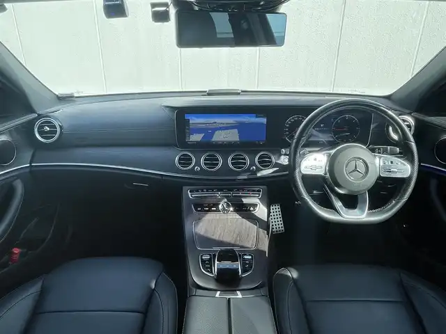 メルセデス・ベンツ Ｍ・ベンツ Ｅ２２０ｄ SWアバンギャルド AMGライン 東京都 2019(令1)年 5万km 白 パノラマＳＲ/ＲＳＰ/純正ナビ/フルセグ/３６０°カメラ/レザーシート/シートヒーター/パワーシート/ＡｐｐｌｅＣａｒＰｌａｙ/ＡｎｄｏｒｏｉｄＡｕｔｏ/マルチビームＬＥＤ/ＡＨＢ/純正１９ＡＷ