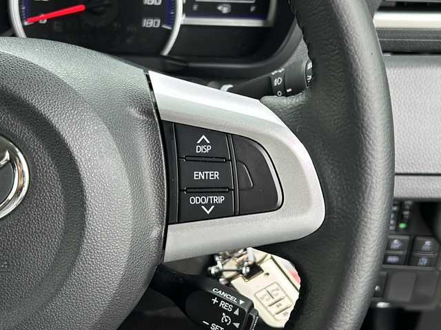 トヨタ ルーミー カスタムG 千葉県 2020(令2)年 1.2万km パールホワイトⅢ ＴＲＤエアロ　外マフラー　１４アルミホイール　ＬＥＤライト　オートライト　ナビＮＳＣＮ－Ｗ６８　バックカメラ　クルコン　シートヒーター　両側パワースライドドア　スマートアシスト ETC スマートキー