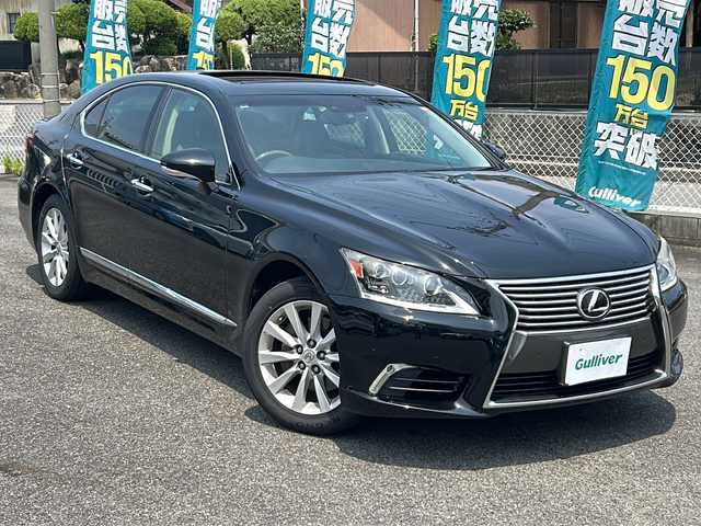 レクサス ＬＳ 460 バージョンC Iパッケージ 愛知県 2014(平26)年 14.7万km ブラック /禁煙車//サンルーフ//メーカー12.3インチHDDナビ//フルセグTV//Bluetooth//CD・DVD//USB・AUX//ビルトインETC//バックカメラ//レーダークルーズコントロール//クリアランスソナー//黒本革シート//D/N席パワーシート（メモリ付き）//D/N席シートヒーター//前席ベンチレーション//ステアリングヒーター//リア電動サンシェード//電動パーキング//ブレーキホールド//3眼LEDオートライト//アダプティブハイビーム//コンビハンドル//純正１８インチアルミ//走行モード切替//純正フロアマット//取扱説明書/新車保証書//スペアキー