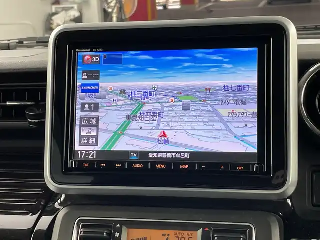 スズキ スペーシア カスタム HYBRID XS ターボ 愛知県 2018(平30)年 5万km ブレイブカーキP 禁煙車/純正8インチナビ/（AM/FM/CD/DVD/Bluetooth/フルセグTV)/全方位カメラ/スズキセーフティサポート/・衝突軽減ブレーキ/・レーンキープアシスト/・クリアランスソナー/・誤発進抑制機能/ＥＴＣ/シートヒーター/両側パワースライドドア/アイドリングストップ/スマートキー/スペアキー有/純正フロアマット/純正15インチアルミホイール/LEDヘッドライト/フロントフォグライト/横滑り防止装置/電動格納ミラー