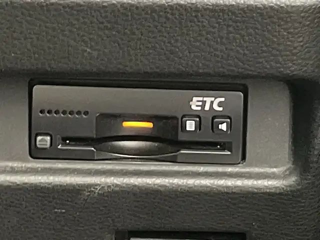スズキ スペーシア カスタム HYBRID XS ターボ 愛知県 2018(平30)年 5万km ブレイブカーキP 禁煙車/純正8インチナビ/（AM/FM/CD/DVD/Bluetooth/フルセグTV)/全方位カメラ/スズキセーフティサポート/・衝突軽減ブレーキ/・レーンキープアシスト/・クリアランスソナー/・誤発進抑制機能/ＥＴＣ/シートヒーター/両側パワースライドドア/アイドリングストップ/スマートキー/スペアキー有/純正フロアマット/純正15インチアルミホイール/LEDヘッドライト/フロントフォグライト/横滑り防止装置/電動格納ミラー