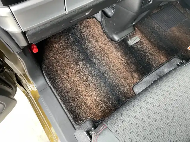 スズキ スペーシア カスタム HYBRID XS ターボ 愛知県 2018(平30)年 5万km ブレイブカーキP 禁煙車/純正8インチナビ/（AM/FM/CD/DVD/Bluetooth/フルセグTV)/全方位カメラ/スズキセーフティサポート/・衝突軽減ブレーキ/・レーンキープアシスト/・クリアランスソナー/・誤発進抑制機能/ＥＴＣ/シートヒーター/両側パワースライドドア/アイドリングストップ/スマートキー/スペアキー有/純正フロアマット/純正15インチアルミホイール/LEDヘッドライト/フロントフォグライト/横滑り防止装置/電動格納ミラー