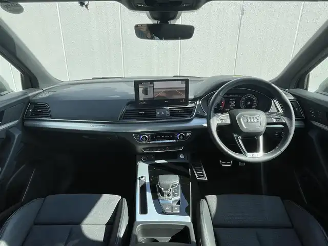 アウディ アウディ Ｑ５ 40TDIクワトロ Sライン 東京都 2021(令3)年 2.9万km 緑 外装色：ディストリクトグリーンメタリック/純正ナビ/３６０°カメラ/ＡＣＣ/半革シート/ハーフレザーシート/ＥＴＣ/スマートキー