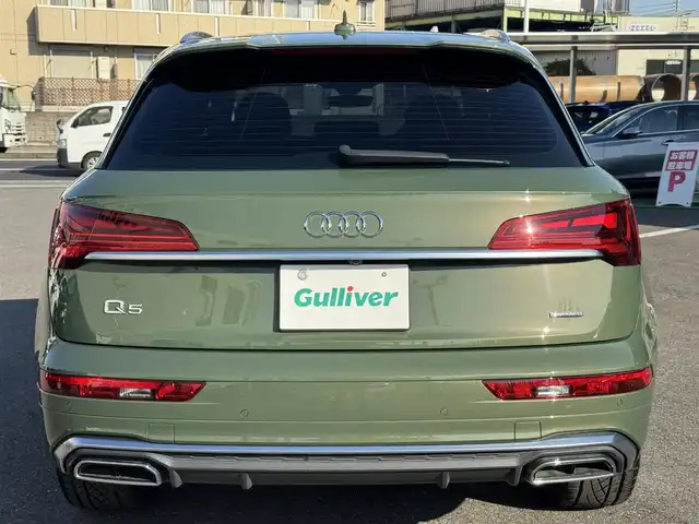 アウディ アウディ Ｑ５ 40TDIクワトロ Sライン 千葉県 2021(令3)年 2.9万km 緑 外装色：ディストリクトグリーンメタリック/4WD/ターボ/純正ナビ/360°カメラ/AM/FM/BT/AppleCarPlay/AndroidAuto/アダプティブクルーズコントロール/レーンキープアシスト/ブラインドスポットモニター/パーキングアシスト/前後コーナーセンサー/ダウンヒルアシストコントロール/オートマチックハイビーム/ハーフレザーシート/D+N席パワーシート/全席シートヒーター/D席メモリーシート/電動リアゲート/アイドリングストップ/インテリアライト/純正20インチAW/LEDヘッドライト/リアフォグランプ/ルーフレール