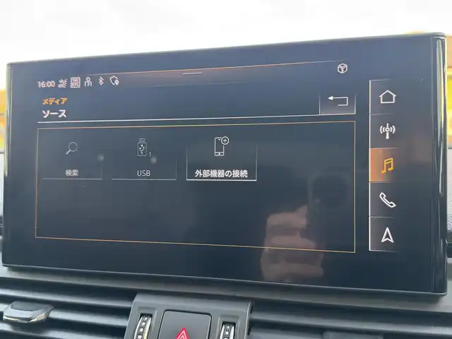 アウディ アウディ Ｑ５ 40TDIクワトロ Sライン 千葉県 2021(令3)年 2.9万km 緑 外装色：ディストリクトグリーンメタリック/4WD/ターボ/純正ナビ/360°カメラ/AM/FM/BT/AppleCarPlay/AndroidAuto/アダプティブクルーズコントロール/レーンキープアシスト/ブラインドスポットモニター/パーキングアシスト/前後コーナーセンサー/ダウンヒルアシストコントロール/オートマチックハイビーム/ハーフレザーシート/D+N席パワーシート/全席シートヒーター/D席メモリーシート/電動リアゲート/アイドリングストップ/インテリアライト/純正20インチAW/LEDヘッドライト/リアフォグランプ/ルーフレール