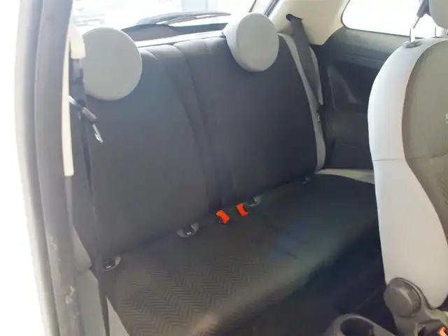 フィアット ５００ 1．2 ポップ 岐阜県 2017(平29)年 6.1万km 白 オーディオプレーヤー/　Bluetooth/　USB/　FM/　AM/ドラレコ/ＥＴＣ/純正フロアマット
