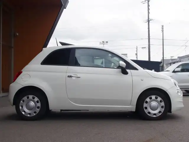 フィアット ５００ 1．2 ポップ 岐阜県 2017(平29)年 6.1万km 白 オーディオプレーヤー/　Bluetooth/　USB/　FM/　AM/ドラレコ/ＥＴＣ/純正フロアマット