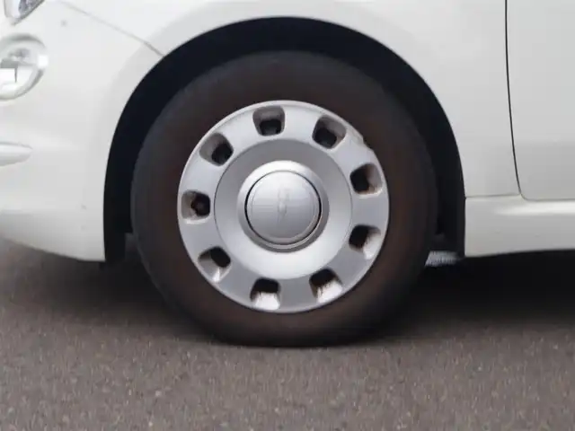 フィアット ５００ 1．2 ポップ 岐阜県 2017(平29)年 6.1万km 白 オーディオプレーヤー/　Bluetooth/　USB/　FM/　AM/ドラレコ/ＥＴＣ/純正フロアマット