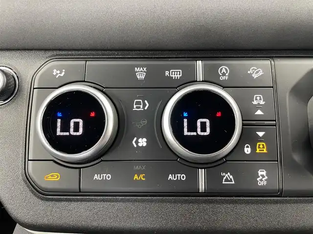 ランドローバー ランドローバー ディフェンダー 110S 愛知県 2023(令5)年 3.6万km ゴールド 純正サテンラップ（プロテクションフィルム）/OPエアサス/有償色ゴンドワナストーン/ブラックルーフ/ブラックエクステリアパック/純正ナビ（AppleCarPlay/AndroidAuto対応）/３６０度カメラ/ドラレコ/ＥＴＣ２．０/黒革シート/純正ＯＰ２０インチＡＷ/スマートキー×２