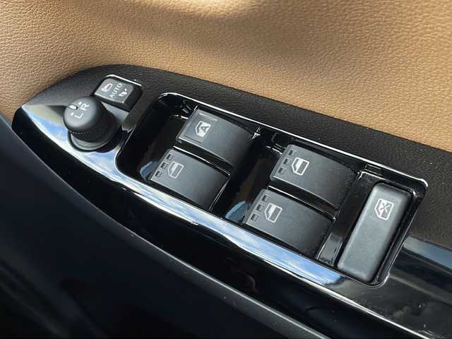 トヨタ ピクシスジョイ F Gターボ SAⅢ プライムコレ 山口県 2018(平30)年 3.9万km ディープブルークリスタルマイカ プライムコレクション/社外SDナビ Panasonic CN-RE04WD/Bluetooth/フルセグTV/CD　DVD/ミュージックサーバー/バックカメラ/ドライブレコーダー TZ-D101/ETC2.0/セーフティーレーダー TZ-R101/ステアリングスイッチ/革巻ステアリング/前席シートヒーター/オートエアコン/オートミラー/LEDオートライト/LEDフォグランプ/オートハイビーム/プッシュスタート/スマートキー/ISOFIX/純正15インチAW/衝突被害軽減ブレーキ/純正フロアマット/純正ドアバイザー/ウインカーミラー/サイドエアバッグ