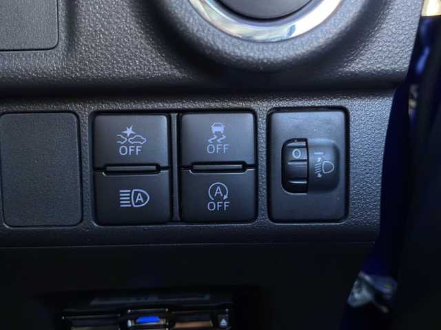 トヨタ ピクシスジョイ F Gターボ SAⅢ プライムコレ 山口県 2018(平30)年 3.9万km ディープブルークリスタルマイカ プライムコレクション/社外SDナビ Panasonic CN-RE04WD/Bluetooth/フルセグTV/CD　DVD/ミュージックサーバー/バックカメラ/ドライブレコーダー TZ-D101/ETC2.0/セーフティーレーダー TZ-R101/ステアリングスイッチ/革巻ステアリング/前席シートヒーター/オートエアコン/オートミラー/LEDオートライト/LEDフォグランプ/オートハイビーム/プッシュスタート/スマートキー/ISOFIX/純正15インチAW/衝突被害軽減ブレーキ/純正フロアマット/純正ドアバイザー/ウインカーミラー/サイドエアバッグ