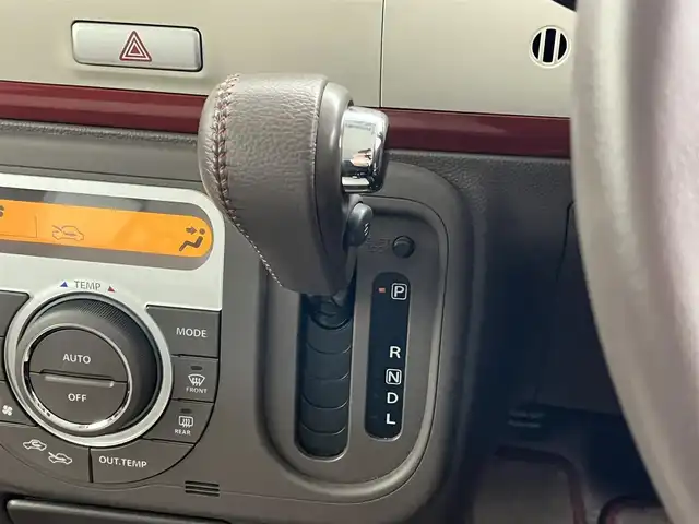 スズキ ラパン ショコラ X 滋賀県 2013(平25)年 7.6万km アロマティックアクアメタリック 純正ナビ/Bluetooth/USB /ワンセグTV /バックカメラ/プッシュスタート /USB入力端子 /アイドリングストップ /レザー調シート/純正フロアマット