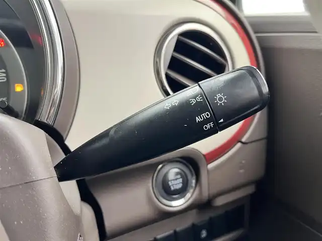 スズキ ラパン ショコラ X 滋賀県 2013(平25)年 7.6万km アロマティックアクアメタリック 純正ナビ/Bluetooth/USB /ワンセグTV /バックカメラ/プッシュスタート /USB入力端子 /アイドリングストップ /レザー調シート/純正フロアマット