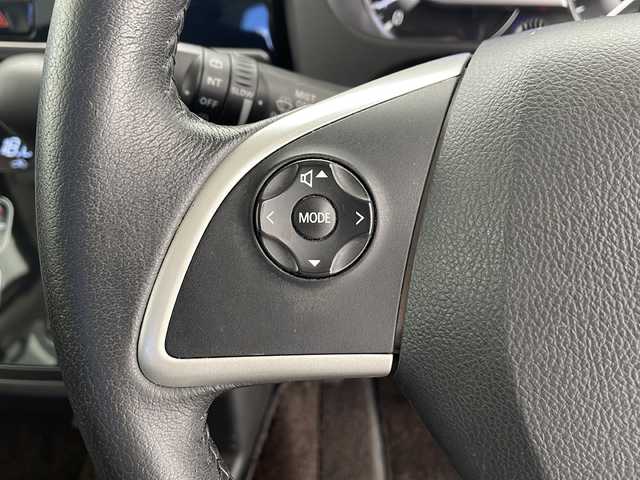 日産 デイズ ルークス ハイウェイスターターボ 千葉県 2015(平27)年 5.2万km ホワイトパール 禁煙車/純正SDナビ【MP314D-W】/(TV/Bluetooth/FM/AM/SD/CD/DVD/AUX/USB)/全方位カメラ/ドライブレコーダー(前方のみ)/両側パワースライドドア/社外ETC/LEDヘッドライト/フォグランプ/ステアリングスイッチ/純正15インチアルミホイール/純正フロアマット/オートライト/電動格納ウィンカーミラー/ドアバイザー/サンシェード/後席テーブル/プッシュスタート/スマートキー/横滑り防止装置/エアバッグ(W+サイド)