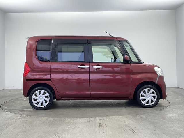 ダイハツ タント X SA Ⅲ 兵庫県 2017(平29)年 2.8万km ファイアークォーツレッドM ・純正ナビ/Bluetooth/CD/DVD/SD/TV/・バックカメラ/・スマートアシストIII/・衝突警報機能/・衝突回避支援ブレーキ機能（対車両・対歩行者）/・車線逸脱警報機能/・誤発進抑制制御機能（前方・後方）/・オートハイビーム/・先行車発進お知らせ機能/・車線逸脱警報/・車線逸脱抑制制御/・路側逸脱警報/・ふらつき警報/・コーナーセンサー/・アイドリングストップ/・両側パワースライドドア/・ステアリングスイッチ/・運転席シートヒーター/・純正フロアマット/・オートライト/・ETC/・スマートキー/・スペアキー/・取扱説明書/・保証書