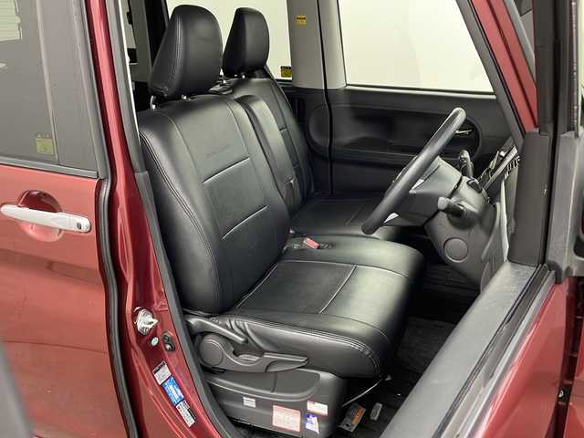 ダイハツ タント X SA Ⅲ 兵庫県 2017(平29)年 2.8万km ファイアークォーツレッドM ・純正ナビ/Bluetooth/CD/DVD/SD/TV/・バックカメラ/・スマートアシストIII/・衝突警報機能/・衝突回避支援ブレーキ機能（対車両・対歩行者）/・車線逸脱警報機能/・誤発進抑制制御機能（前方・後方）/・オートハイビーム/・先行車発進お知らせ機能/・車線逸脱警報/・車線逸脱抑制制御/・路側逸脱警報/・ふらつき警報/・コーナーセンサー/・アイドリングストップ/・両側パワースライドドア/・ステアリングスイッチ/・運転席シートヒーター/・純正フロアマット/・オートライト/・ETC/・スマートキー/・スペアキー/・取扱説明書/・保証書