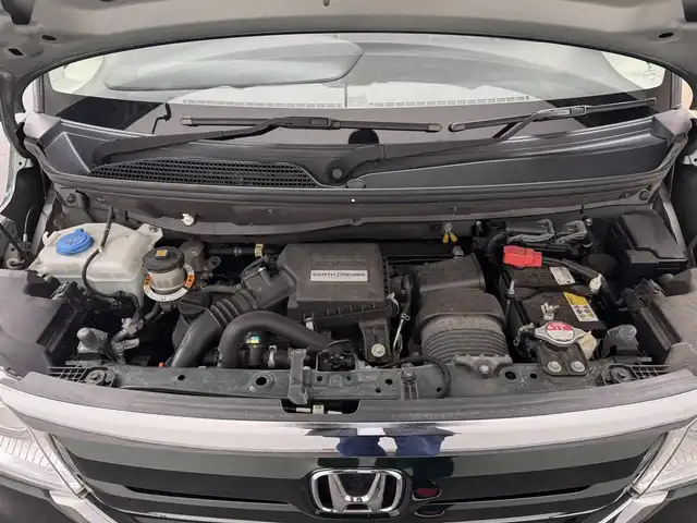 ホンダ Ｎ ＢＯＸ G L ターボ ホンダセンシング 三重県 2019(令1)年 8.5万km ブリティッシュグリーンP ガソリン・ターボ/FF/MTモード付インパネCVT/純正 7インチナビ VXM-204VFi/（CD/DVD/FM/AM/TV/iPod/SD/MusicRack/USB/Bluetooth）/バックカメラ/両側パワースライドドア/ビルトイン ETC/Honda SENSING/・衝突軽減ブレーキ［CMBS］/・車線維持支援システム［LKAS］/・路外逸脱抑制機能/・アダプティブクルーズコントロール［ACC］/・先行車発進お知らせ機能/・標識認識機能/装備/・シートヒーター（D/N）/・オートライト/・LEDヘッドランプ/・オートハイビーム/・パドルシフト/・オートエアコン/・ステアリングスイッチ/・2.5A 急速充電対応 USB充電ジャックx2/・電動格納ドアミラー/・リヤドアロールサンシェード/・プッシュスタート/・14インチAW/・スマートキーx2/・保/取/ナビ取/など