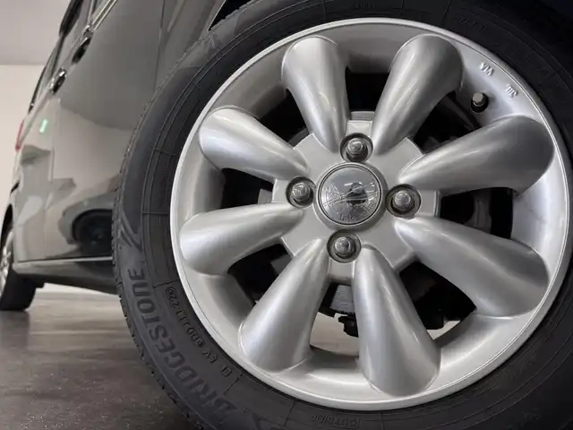 ホンダ Ｎ ＢＯＸ G L ターボ ホンダセンシング 三重県 2019(令1)年 8.5万km ブリティッシュグリーンP ガソリン・ターボ/FF/MTモード付インパネCVT/純正 7インチナビ VXM-204VFi/（CD/DVD/FM/AM/TV/iPod/SD/MusicRack/USB/Bluetooth）/バックカメラ/両側パワースライドドア/ビルトイン ETC/Honda SENSING/・衝突軽減ブレーキ［CMBS］/・車線維持支援システム［LKAS］/・路外逸脱抑制機能/・アダプティブクルーズコントロール［ACC］/・先行車発進お知らせ機能/・標識認識機能/装備/・シートヒーター（D/N）/・オートライト/・LEDヘッドランプ/・オートハイビーム/・パドルシフト/・オートエアコン/・ステアリングスイッチ/・2.5A 急速充電対応 USB充電ジャックx2/・電動格納ドアミラー/・リヤドアロールサンシェード/・プッシュスタート/・14インチAW/・スマートキーx2/・保/取/ナビ取/など