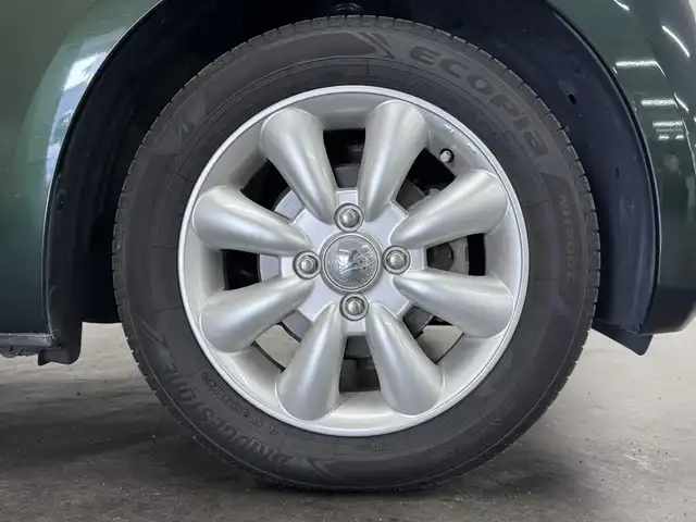 ホンダ Ｎ ＢＯＸ G L ターボ ホンダセンシング 三重県 2019(令1)年 8.5万km ブリティッシュグリーンP ガソリン・ターボ/FF/MTモード付インパネCVT/純正 7インチナビ VXM-204VFi/（CD/DVD/FM/AM/TV/iPod/SD/MusicRack/USB/Bluetooth）/バックカメラ/両側パワースライドドア/ビルトイン ETC/Honda SENSING/・衝突軽減ブレーキ［CMBS］/・車線維持支援システム［LKAS］/・路外逸脱抑制機能/・アダプティブクルーズコントロール［ACC］/・先行車発進お知らせ機能/・標識認識機能/装備/・シートヒーター（D/N）/・オートライト/・LEDヘッドランプ/・オートハイビーム/・パドルシフト/・オートエアコン/・ステアリングスイッチ/・2.5A 急速充電対応 USB充電ジャックx2/・電動格納ドアミラー/・リヤドアロールサンシェード/・プッシュスタート/・14インチAW/・スマートキーx2/・保/取/ナビ取/など