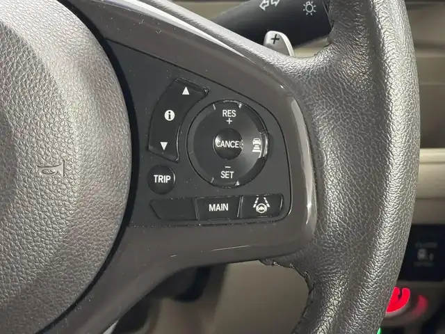 ホンダ Ｎ ＢＯＸ G L ターボ ホンダセンシング 三重県 2019(令1)年 8.5万km ブリティッシュグリーンP ガソリン・ターボ/FF/MTモード付インパネCVT/純正 7インチナビ VXM-204VFi/（CD/DVD/FM/AM/TV/iPod/SD/MusicRack/USB/Bluetooth）/バックカメラ/両側パワースライドドア/ビルトイン ETC/Honda SENSING/・衝突軽減ブレーキ［CMBS］/・車線維持支援システム［LKAS］/・路外逸脱抑制機能/・アダプティブクルーズコントロール［ACC］/・先行車発進お知らせ機能/・標識認識機能/装備/・シートヒーター（D/N）/・オートライト/・LEDヘッドランプ/・オートハイビーム/・パドルシフト/・オートエアコン/・ステアリングスイッチ/・2.5A 急速充電対応 USB充電ジャックx2/・電動格納ドアミラー/・リヤドアロールサンシェード/・プッシュスタート/・14インチAW/・スマートキーx2/・保/取/ナビ取/など