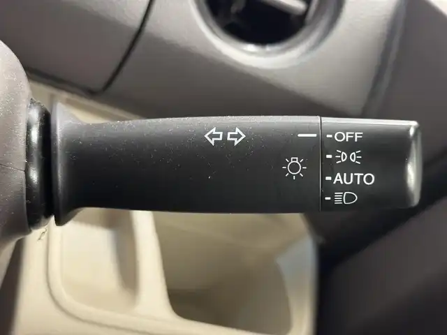 ホンダ Ｎ ＢＯＸ G L ターボ ホンダセンシング 三重県 2019(令1)年 8.5万km ブリティッシュグリーンP ガソリン・ターボ/FF/MTモード付インパネCVT/純正 7インチナビ VXM-204VFi/（CD/DVD/FM/AM/TV/iPod/SD/MusicRack/USB/Bluetooth）/バックカメラ/両側パワースライドドア/ビルトイン ETC/Honda SENSING/・衝突軽減ブレーキ［CMBS］/・車線維持支援システム［LKAS］/・路外逸脱抑制機能/・アダプティブクルーズコントロール［ACC］/・先行車発進お知らせ機能/・標識認識機能/装備/・シートヒーター（D/N）/・オートライト/・LEDヘッドランプ/・オートハイビーム/・パドルシフト/・オートエアコン/・ステアリングスイッチ/・2.5A 急速充電対応 USB充電ジャックx2/・電動格納ドアミラー/・リヤドアロールサンシェード/・プッシュスタート/・14インチAW/・スマートキーx2/・保/取/ナビ取/など