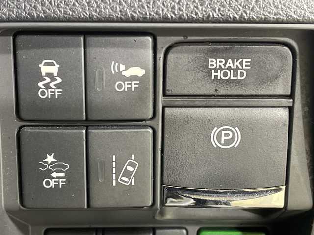 ホンダ オデッセイ ハイブリッド アブソルート・EXホンダセンジング 神奈川県 2018(平30)年 7万km クリスタルブラックパール 純正9型メモリーナビゲーション【VXM-187VfNi】/AM FM フルセグ Bluetooth iPod USB AppleCarPlay /マルチビューカメラシステム/両側パワースライドドア/純正11.6型後席フリップダウンモニター/ホンダセンシング/アダプティブクルーズコントロール/ブラインドスポットモニター/シートヒーター/パワーシート/ビルトインETC/ドライブレコーダー/純正フロアマット/スマートキー/LEDヘッドライト/オートライト/純正17インチアルミホイル/ドアバイザー/レーントレーシングアラート/衝突軽減ブレーキ