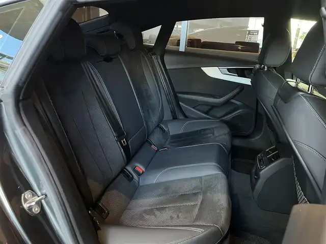 アウディ Ａ５ SB 40TDIクワトロ Sライン 宮城県 2021(令3)年 2.2万km グレー パークアシストパッケージ/バーチャルコックピット/アダプティブクルーズコントロール/アウディサイドアシスト/アウディレーンキープアシスト/MMIナビゲーションシステム/サラウンドビューカメラ/パーキングアシスト/ハーフレザーシート/シートヒーター/パワーシート/マトリクスLEDヘッドライト/純正18インチAW/アドバンストキー/パワーバックドア/ドライブレコーダー