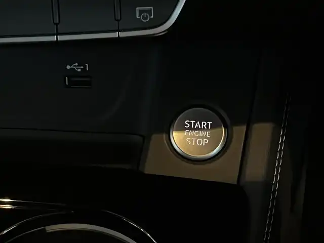 アウディ Ａ５ SB 40TDIクワトロ Sライン 宮城県 2021(令3)年 2.2万km グレー パークアシストパッケージ/バーチャルコックピット/アダプティブクルーズコントロール/アウディサイドアシスト/アウディレーンキープアシスト/MMIナビゲーションシステム/サラウンドビューカメラ/パーキングアシスト/ハーフレザーシート/シートヒーター/パワーシート/マトリクスLEDヘッドライト/純正18インチAW/アドバンストキー/パワーバックドア/ドライブレコーダー