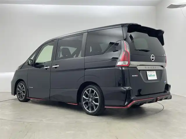 日産 セレナ ニスモ 埼玉県 2018(平30)年 7.1万km ダイヤモンドブラック プロパイロット　社外９インチナビ　フリップダウンモニター　アラウンドビューモニター　ＥＴＣ　レーダークルーズ　インテリジェントルームミラー　ＨＤＭＩ　純正アルミホイール　スマートキー　オートハイビーム
