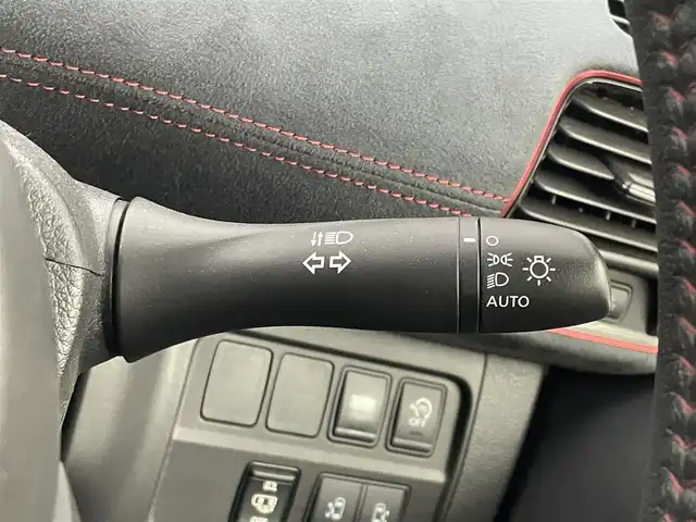 日産 セレナ ニスモ 埼玉県 2018(平30)年 7.1万km ダイヤモンドブラック プロパイロット　社外９インチナビ　フリップダウンモニター　アラウンドビューモニター　ＥＴＣ　レーダークルーズ　インテリジェントルームミラー　ＨＤＭＩ　純正アルミホイール　スマートキー　オートハイビーム