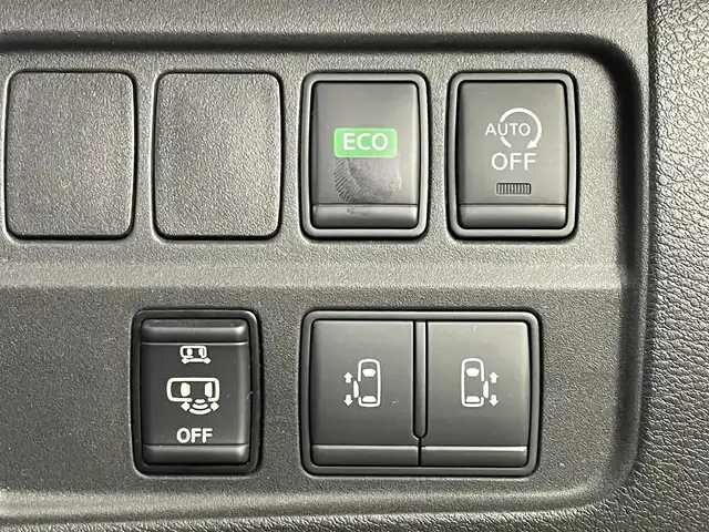 日産 セレナ ニスモ 埼玉県 2018(平30)年 7.1万km ダイヤモンドブラック プロパイロット　社外９インチナビ　フリップダウンモニター　アラウンドビューモニター　ＥＴＣ　レーダークルーズ　インテリジェントルームミラー　ＨＤＭＩ　純正アルミホイール　スマートキー　オートハイビーム