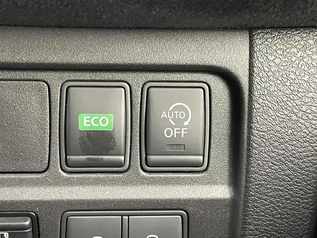 日産 セレナ ニスモ 埼玉県 2018(平30)年 7.1万km ダイヤモンドブラック プロパイロット　社外９インチナビ　フリップダウンモニター　アラウンドビューモニター　ＥＴＣ　レーダークルーズ　インテリジェントルームミラー　ＨＤＭＩ　純正アルミホイール　スマートキー　オートハイビーム