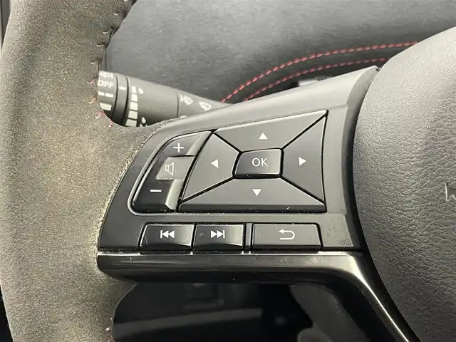 日産 セレナ ニスモ 埼玉県 2018(平30)年 7.1万km ダイヤモンドブラック プロパイロット　社外９インチナビ　フリップダウンモニター　アラウンドビューモニター　ＥＴＣ　レーダークルーズ　インテリジェントルームミラー　ＨＤＭＩ　純正アルミホイール　スマートキー　オートハイビーム