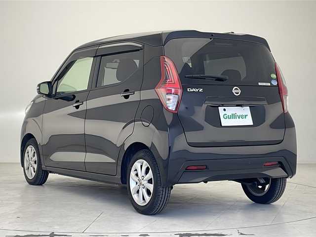 日産 デイズ X 沖縄県 2020(令2)年 5.2万km ブラック 純正９インチナビ(MM320D-L)　/(フルセグＴＶ　ＣＤ　ＤＶＤ　Bluetooth)　/アラウンドビューモニター/ＥＴＣ　/ドライブレコーダー/ステアリングスイッチ　/スマートキー　/スペアキー　/プッシュスタート/ＬＥＤヘッドライト/オートライト　/純正14インチアルミホイール/純正フロアマット/アイドリングストップ/クリアランスソナー/ドアバイザー/取扱説明書