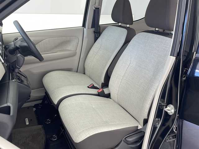 日産 デイズ X 沖縄県 2020(令2)年 5.2万km ブラック 純正９インチナビ(MM320D-L)　/(フルセグＴＶ　ＣＤ　ＤＶＤ　Bluetooth)　/アラウンドビューモニター/ＥＴＣ　/ドライブレコーダー/ステアリングスイッチ　/スマートキー　/スペアキー　/プッシュスタート/ＬＥＤヘッドライト/オートライト　/純正14インチアルミホイール/純正フロアマット/アイドリングストップ/クリアランスソナー/ドアバイザー/取扱説明書