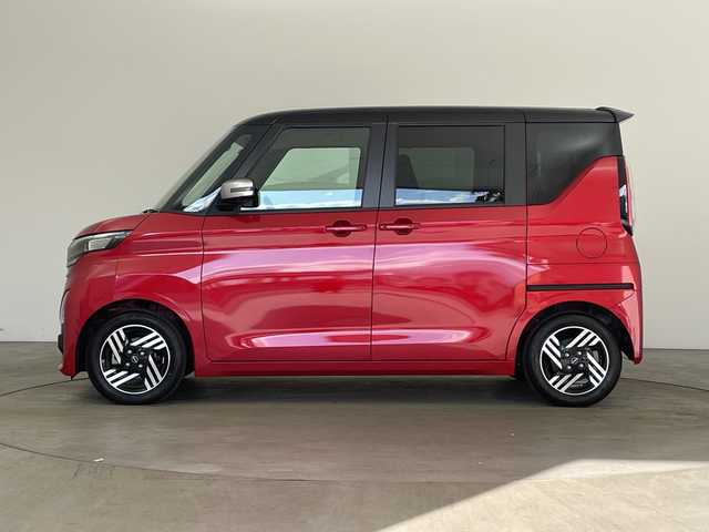 日産 ルークス HWS X アーバンクロム プロパイロットED 兵庫県 2024(令6)年 0.6万km スパークリングレッド/ブラック ・社外ナビ/SD/CD/DVD/TV/BT/・全方位カメラ/・両側パワースライドドア/・ハンズフリーパワースライドドア/・衝突軽減ブレーキ/・インテリジェントルームミラー/・車線逸脱警報/・車線逸脱防止支援/・プロパイロット/・先行車発進お知らせ/・速度標識表示/・道路標識表示/・ソナー/・ふらつき警報/・レーダークルーズコントロール/・ETC/・LEDヘッドランプ/・フォグランプ/・スマートキー/・フロアマット/・純正アルミホイール/・取扱説明書/・保証書/・スペアキー