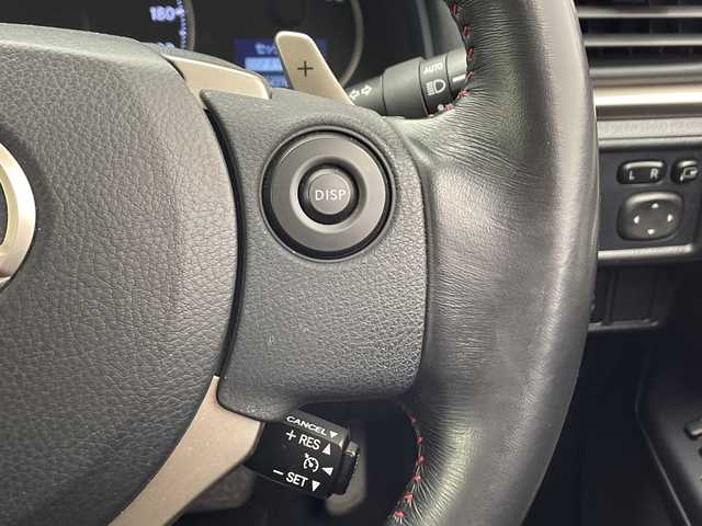 レクサス ＣＴ 200h クールツーリングスタイル 千葉県 2016(平28)年 3.5万km ソニッククォーツ CoolTouringStyle専用/フロンスピンドルグリル/レッドブラックシート/アルミホイール/純正メーカーナビ/バックカメラ/ビルトインETC/クルーズコントロール/LEDヘッドライト/LEDフォグランプ/前席シートヒーター/前席パワーシート/オートライト/純正フロアマット/横滑り防止装置/スマートキー/プッシュスタート